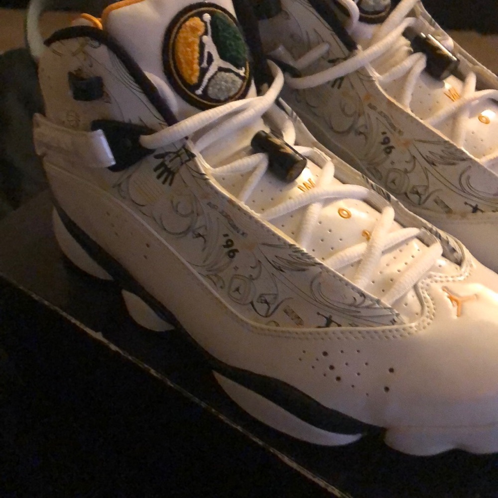 Jordan 6 Rings - Picture 3 of 7